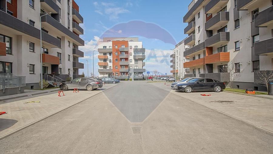 COMISION 0%|3 CAMERE 90 MP SUPRAFATA TOTALA+ PARCARE + BOXĂ - 12