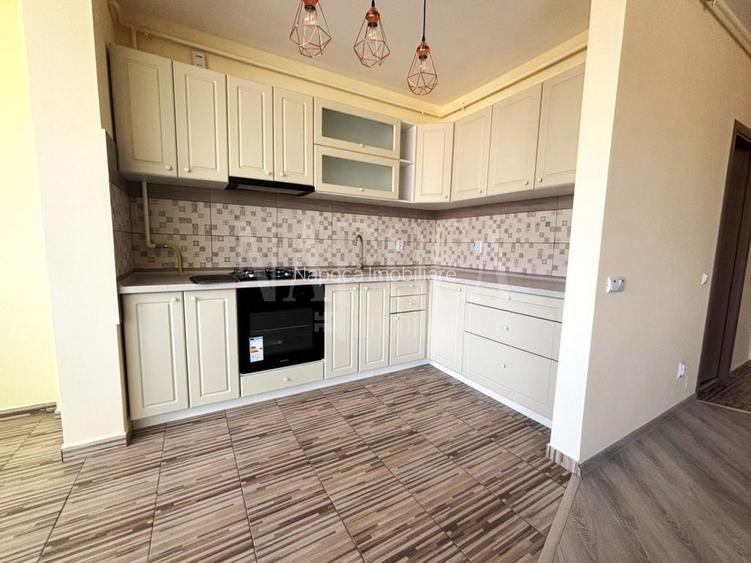 Apartament 3 camere de vanzare in Floresti - 8