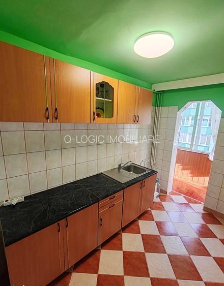 Apartament 2 camere liber la vanzare zona Astra - 4