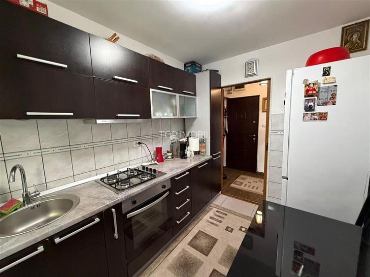 Apartament 2 camere semidecomandat, Podu Ros - Aleea Rozelor - 4