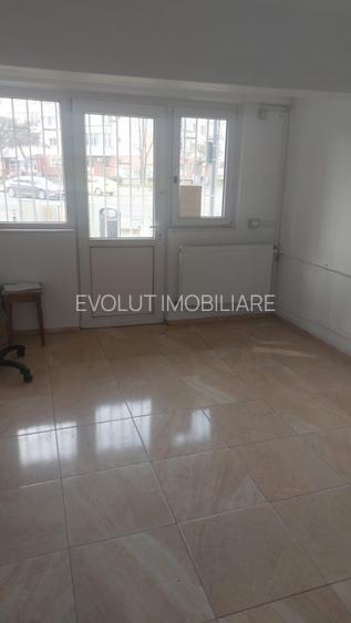Icil-spatiu comercial 4 camere - 3