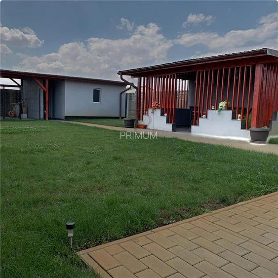 Duplex mobilat si utilat - toate utilitatile - acces facil - foisor+anexa - 8