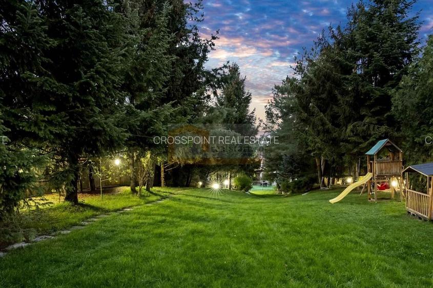 Vilă spectaculoasă pe malul lacului Snagov / 3000 mp teren / Barcă inclusă - 7