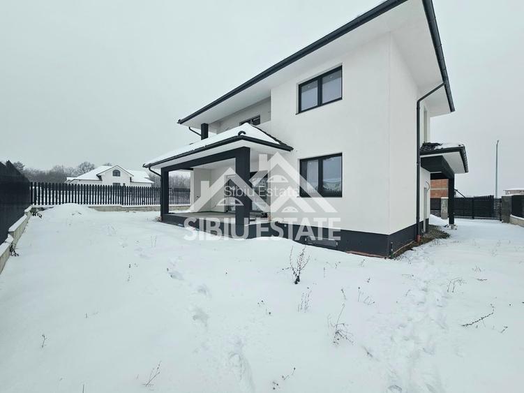 Casa individuala noua, pivnita si carport - 5