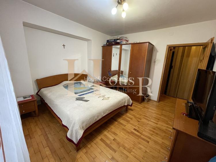 Aproape de Complexul Studentesc. Decomandat. 2 bai. Centrala proprie - 2