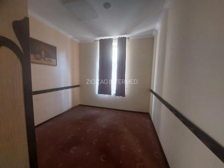 Ultracentral - cladire emblematica D+P+1+M, 430 mp., curte 200  mp. - 10