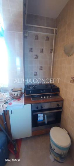 Năvodari-Centru-3camere semidecomandate, etaj 3,gaze - 12