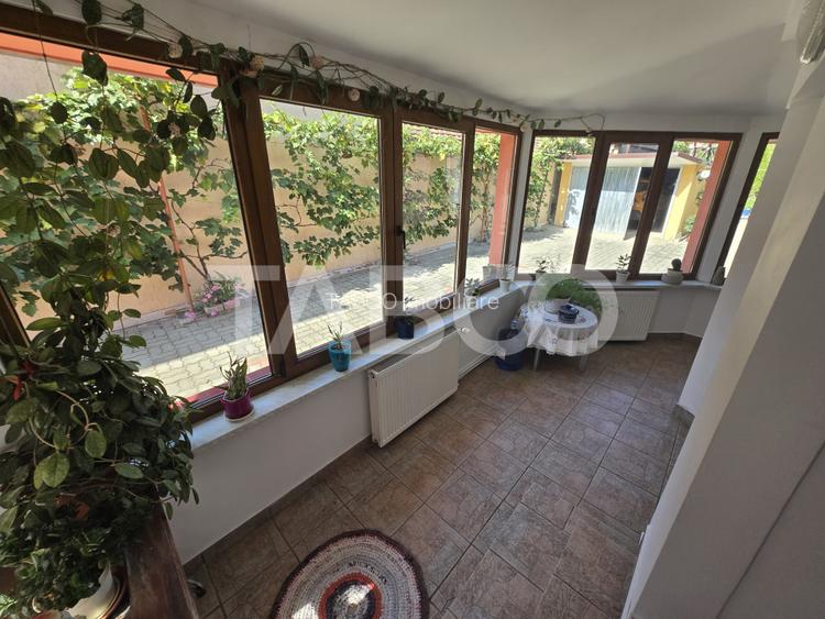 Casa individuala de vanzare 387mpu curte 624mp Sura Mica Sibiu - 14