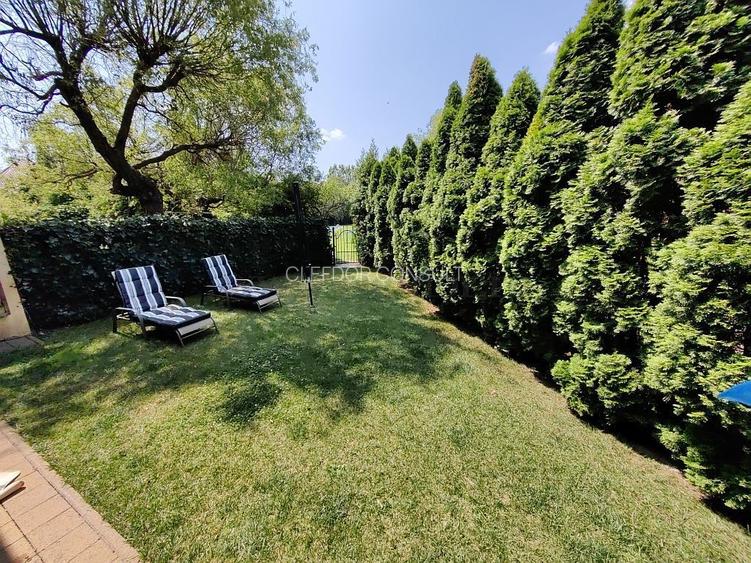 Vilă cu acces la piscina langa Jolie Ville - 24