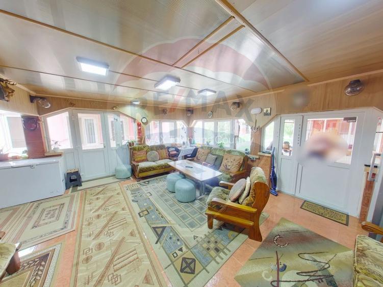 Casa / Vila cu 16 camere de vanzare in zona Bobalna - 10