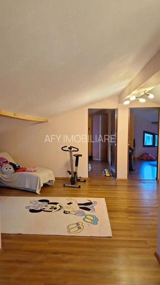 Casa de vanzare cartier 23 August Negociabil - 4