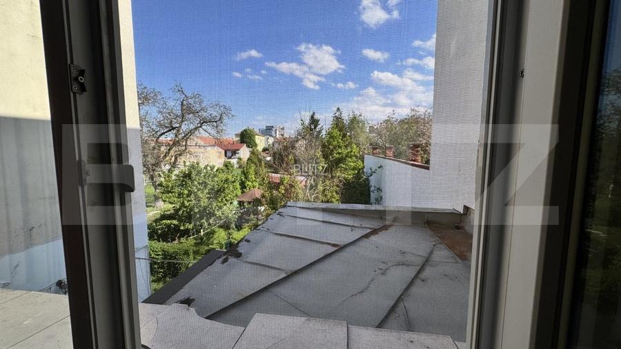 Apartament cu 3 camere, 73 mp utili + 67 mp curte, zona Bd. 21 Decembrie - 17