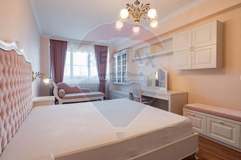 Penthouse de vanzare in Mamaia vedere frontala lac si marea Neagra - 25