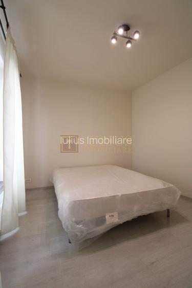 Casa Giroc, 4 camere, 2 bai, curte interioara. - 17