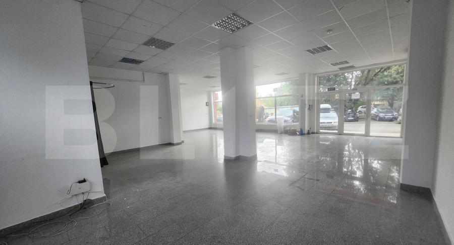 Spatiu comercial, 119 mp, cu vitrina, zona 7 noiembrie