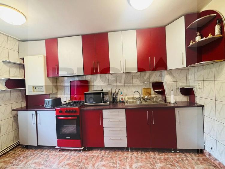 Apartament 4 camere decomandate, parcare, zona Observatorului