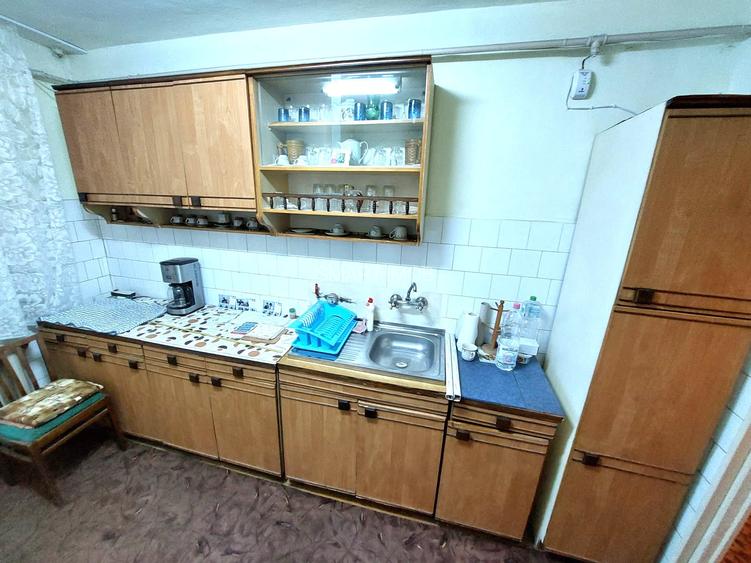 Apartament 2 camere zona Bradet etajul 1 72mp Pret 87000eur neg - 3