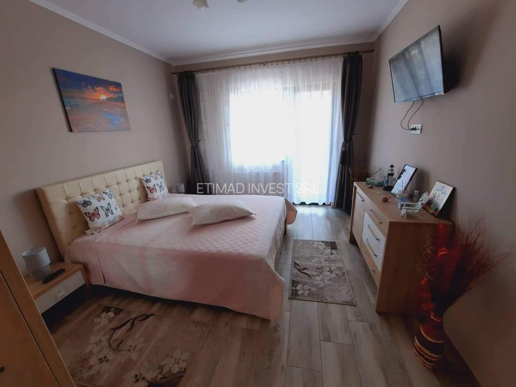 TERMEN LUNG ( INCLUSIV VARA) - MAMAIA NORD -  PLAJA MACKEREL - 2 CAMERE - 8