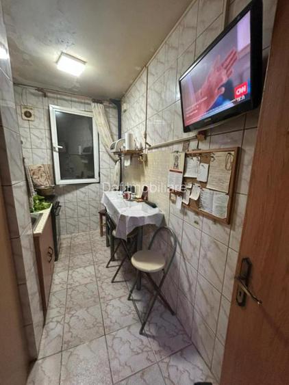 65000 euro -2camere- metrou Gorjului  -etaj 1 - 7