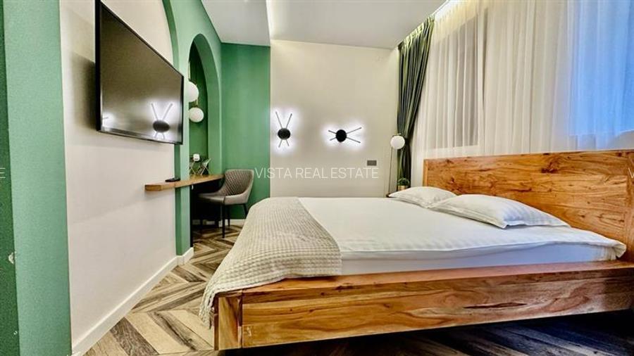 Afacere regim hotelier, doua unitati,  zona Piata Unirii-Brasov - 7