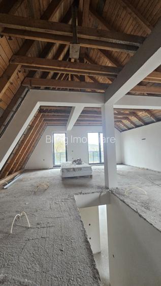 Duplex 6 camere, 150mp utili, 700mp teren, Dambu Rotund - 14