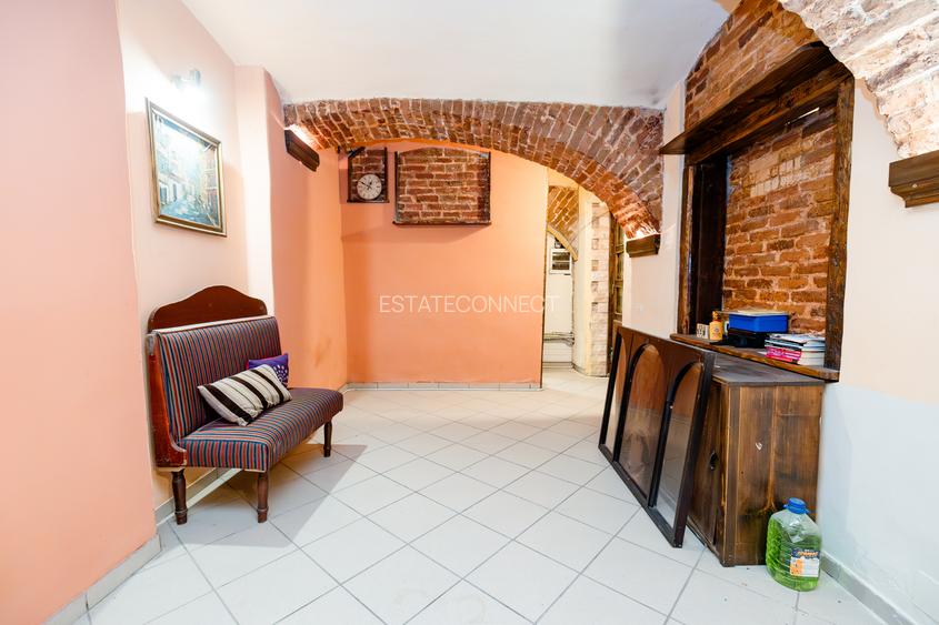 Spatiu comercial amenajat – central, str. Crisan - 8