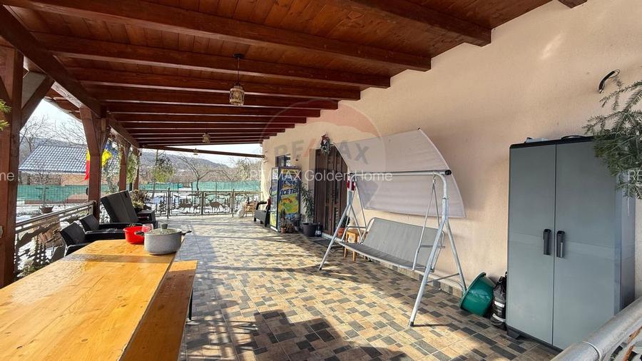 Casă / Vilă Coțofănești Bacău - 8