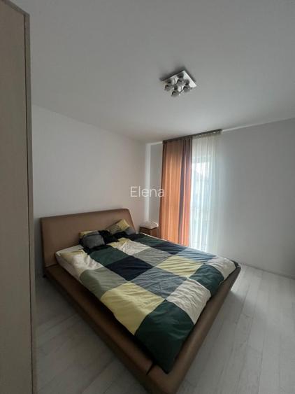 Casa mijloc triplex mobilată  - 7