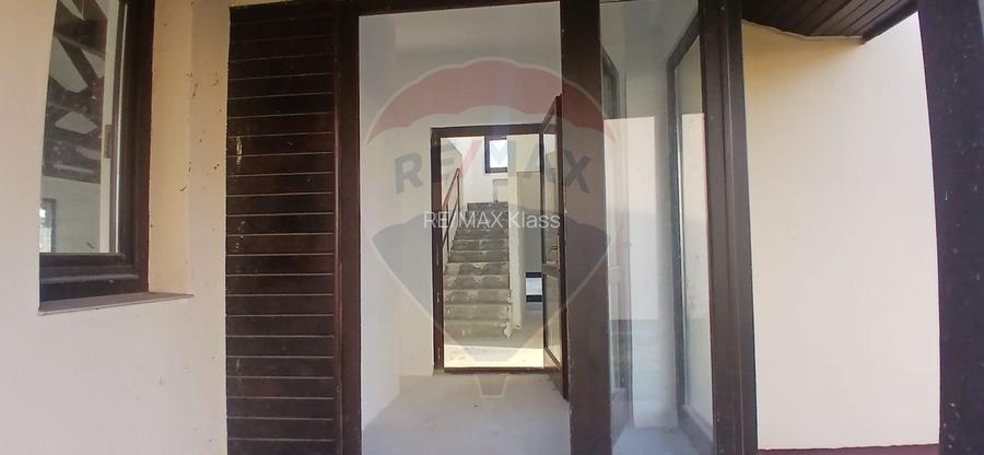 Casa individuala 4 camere cu teren 454 mp cartier privat Crevedia - 10