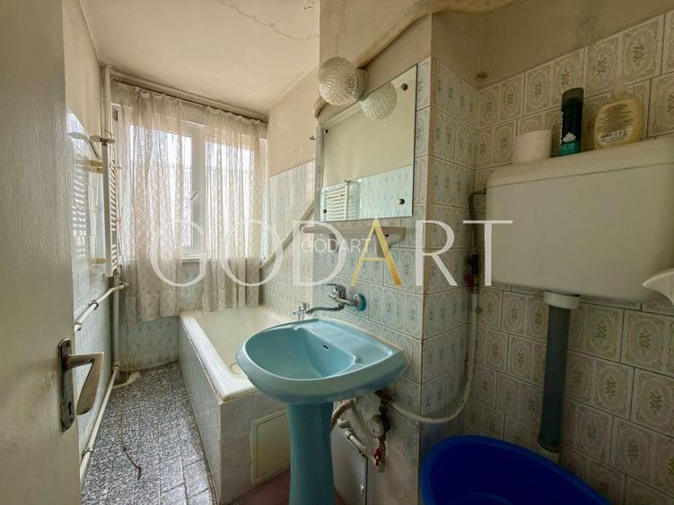 Apartament 4 camere | Ultracentral | Bloc 1961 - 15