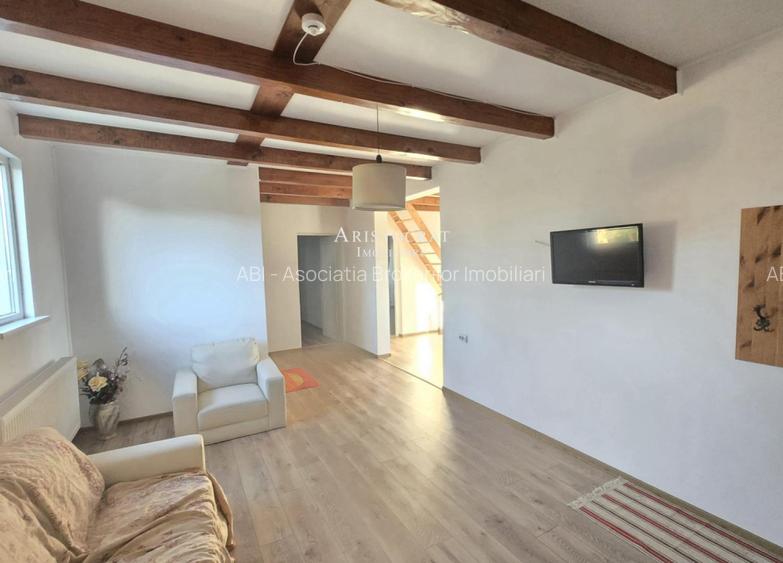 Casa 3 camere si curte cu pomi fructiferi - 10