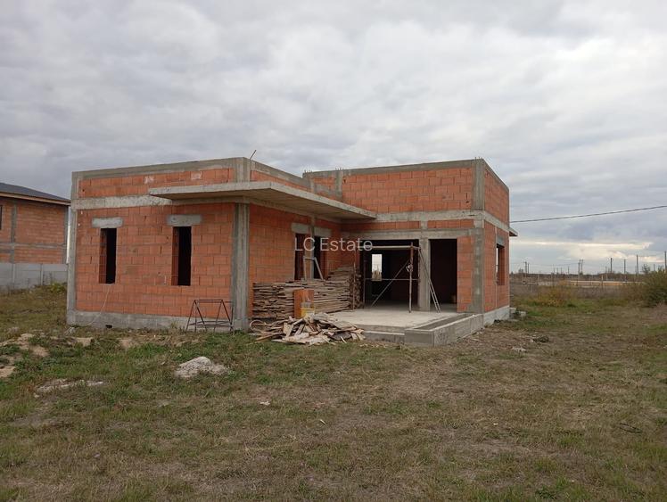 CASA INDIVIDUALA, MOSNITA NOUA, 4 CAMERE - 5