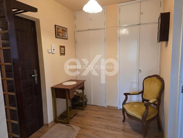 Apartament cu 2 camere de vânzare, strada Bucegi, zona Narcisa - 7