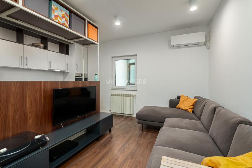 Ghica Plaza, 2 camere + birou, 2 bai, etaj 3/4,  parcare - 9