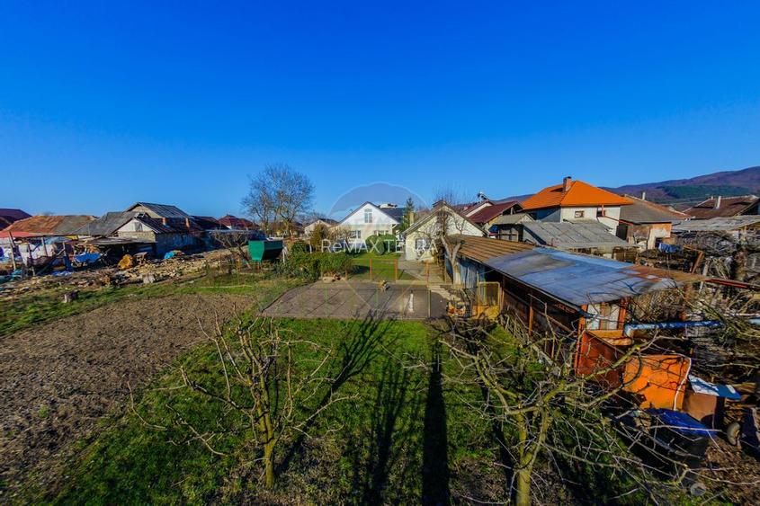 DE VANZARE Oportunitate rară proprietate cu 2 case zona Ulmeni - 26