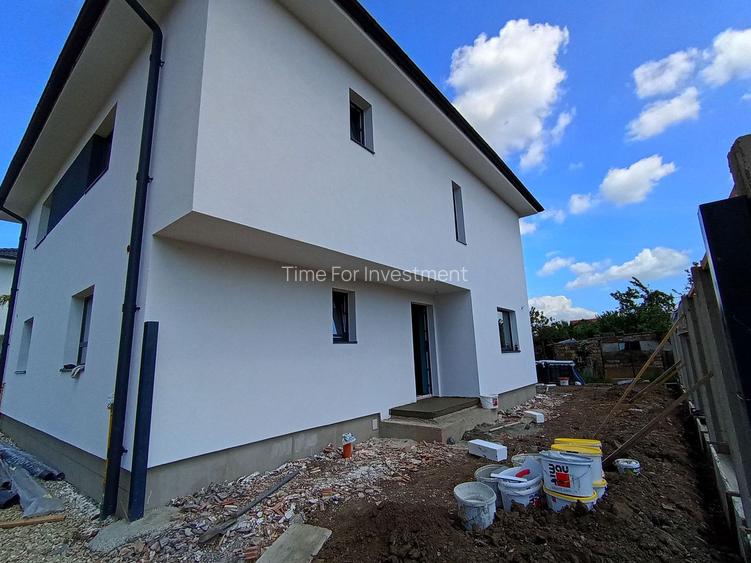 Sanandrei, Duplex pe Etaj, Drum Asflatat, Bucatarie Separata - 5