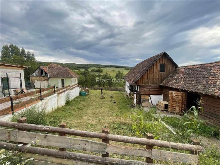 Casa de vanzare si cafenea in stil rustic - 9