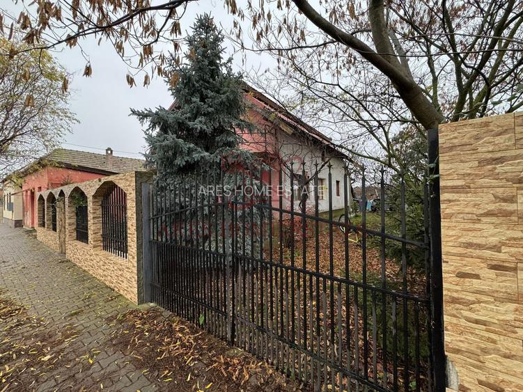 Casă 7 camere + spațiu comercial 55 mp – Orțișoara, 0% comision - 2