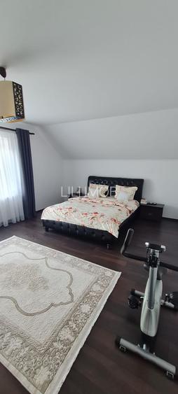 Vand /schimb casa P+M zona Zavoi - 5