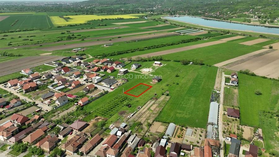 RECO , teren intravilan, la super pret, pe strada 252, situat central in Osorhei - 3