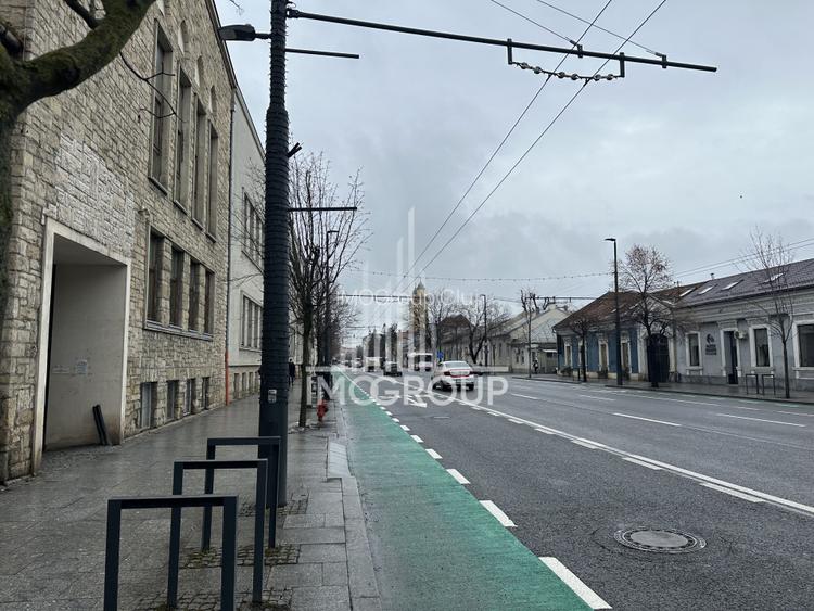 Apartament in zona The Office , langa Hotel Hampton by Hilton | 35 mp - 14