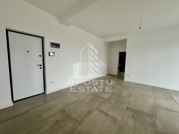 Apartament cu 2 camere, semidecomandat, etaj 1, zona Planetelor Giroc - 3