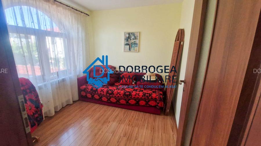 9 MAI - VILA CU VEDERE SI DESCHIDERE   LAC CASLA, PISCINA INTERIOARA - 19