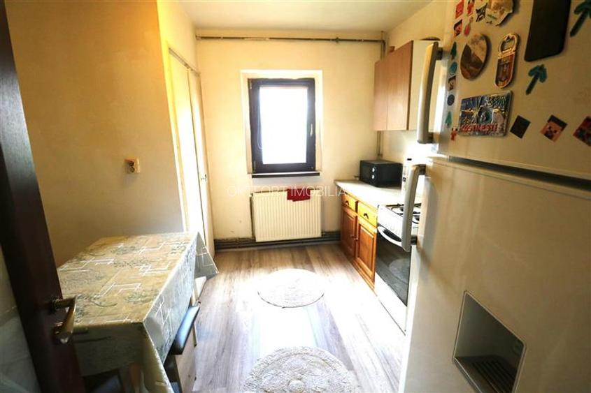 Apartament 3 camere , centrala proprie , zona Dambovita - 8