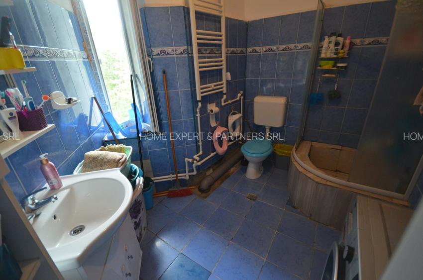 Apartament in vila - 6 camere - Calea Calarasilor - Traian - Unirii - 25