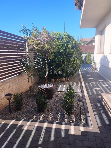 Casa  de vinzare 6 camere S+ P+ E  - 2