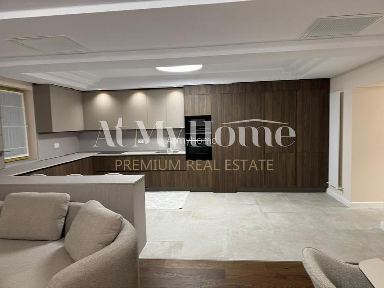 Apartament RENOVAT, spatios cu 3 camere, mobilier NOU, paza, 2 locuri de parcare - 3