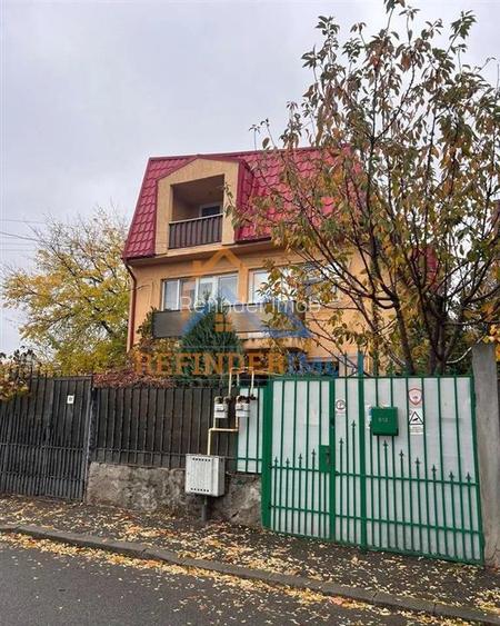 Vila individuala,  curte proprie, Aparatorii Patriei - 15