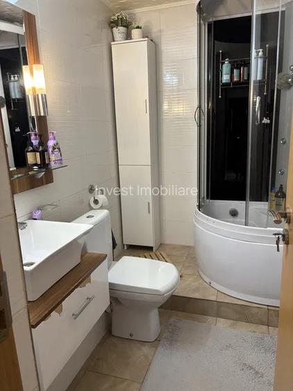 Apartament 2 camere, decomandat, Nicolina, etaj intermediar - 6