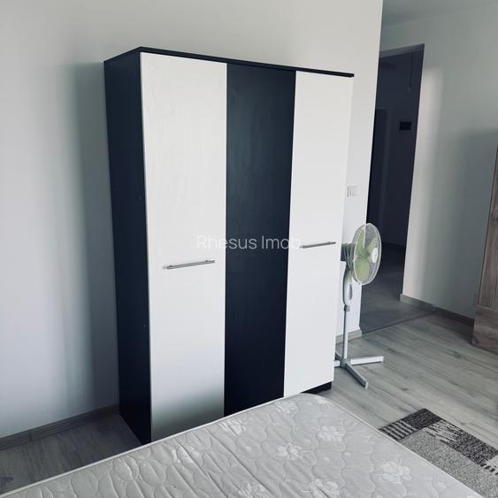 Vand apartament cu o camera mobilat si utilat etaj 1. - 3